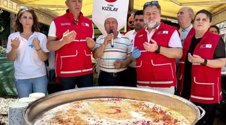 Türk Kızılay, Manisa’da 1000 Kişiye Aşure İkram Etti